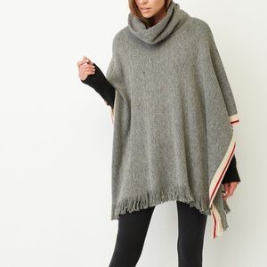 Roots Cabin Poncho